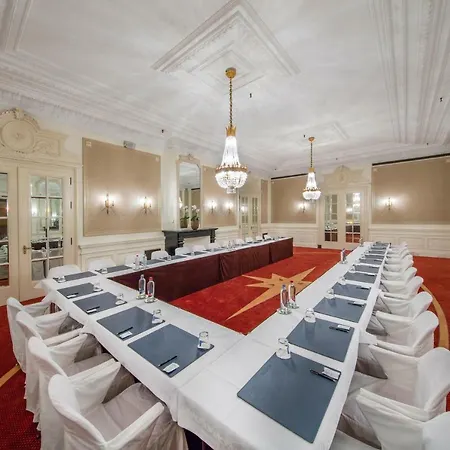 Grand Amrath Kurhaus Scheveningen 5*