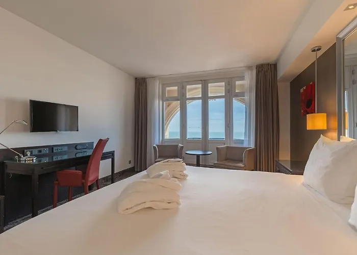 海牙斯海弗宁恩阿姆拉斯哈库尔豪斯大酒店