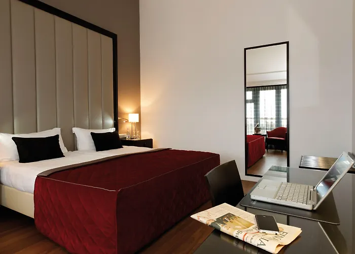 海牙斯海弗宁恩阿姆拉斯哈库尔豪斯大酒店 酒店 海牙