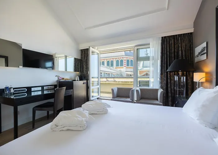 Grand Amrath Kurhaus Scheveningen האג