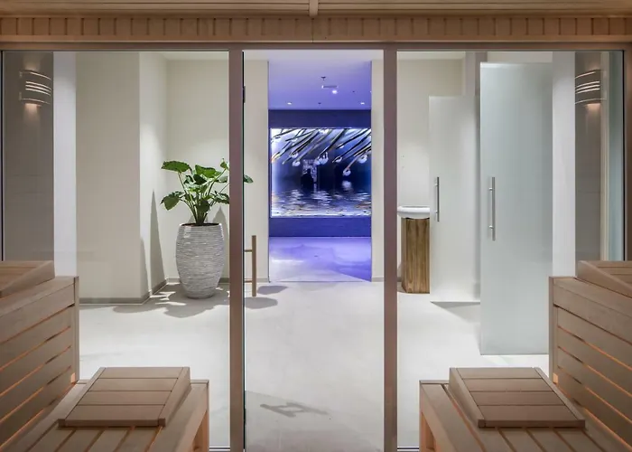 Grand Amrath Kurhaus Scheveningen מלון