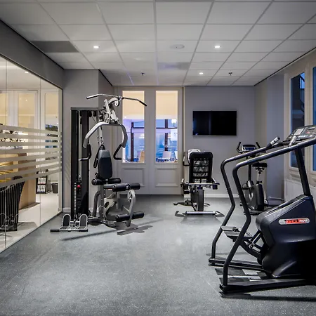 호텔 그랜드 암랏 퀴르하우스 스헤베닝언 5*