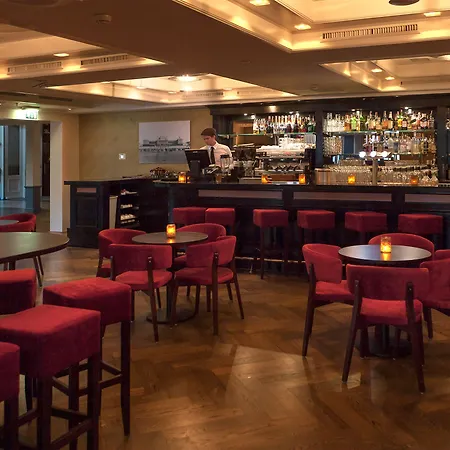 그랜드 암랏 퀴르하우스 스헤베닝언 5*