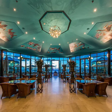 グランド アムラス クアハウス ザ ハーグ スケベニンゲン デン・ハーグ