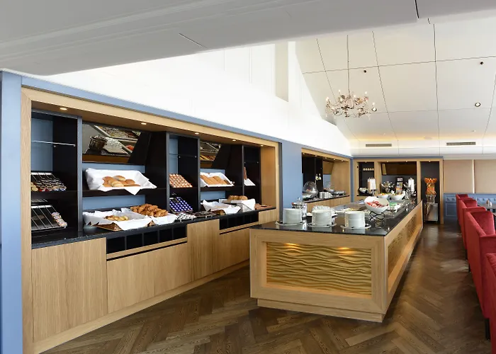 Grand Amrâth Kurhaus Scheveningen 5*