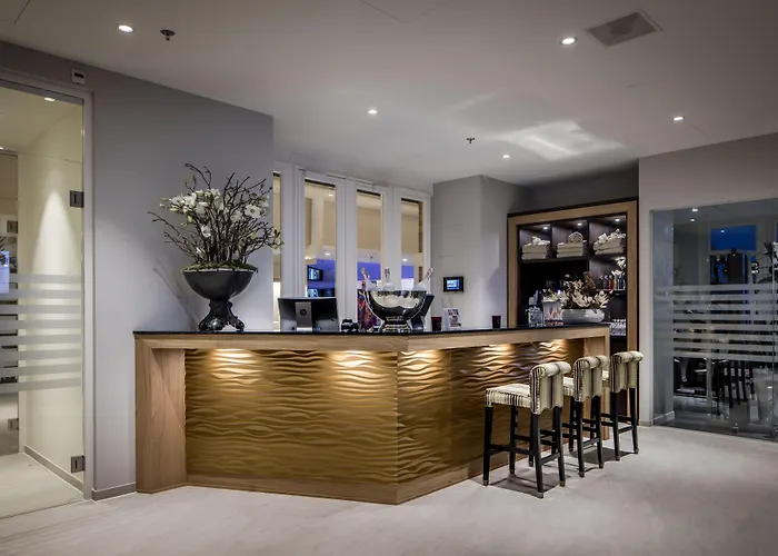 Отель Grand Amrath Kurhaus Scheveningen